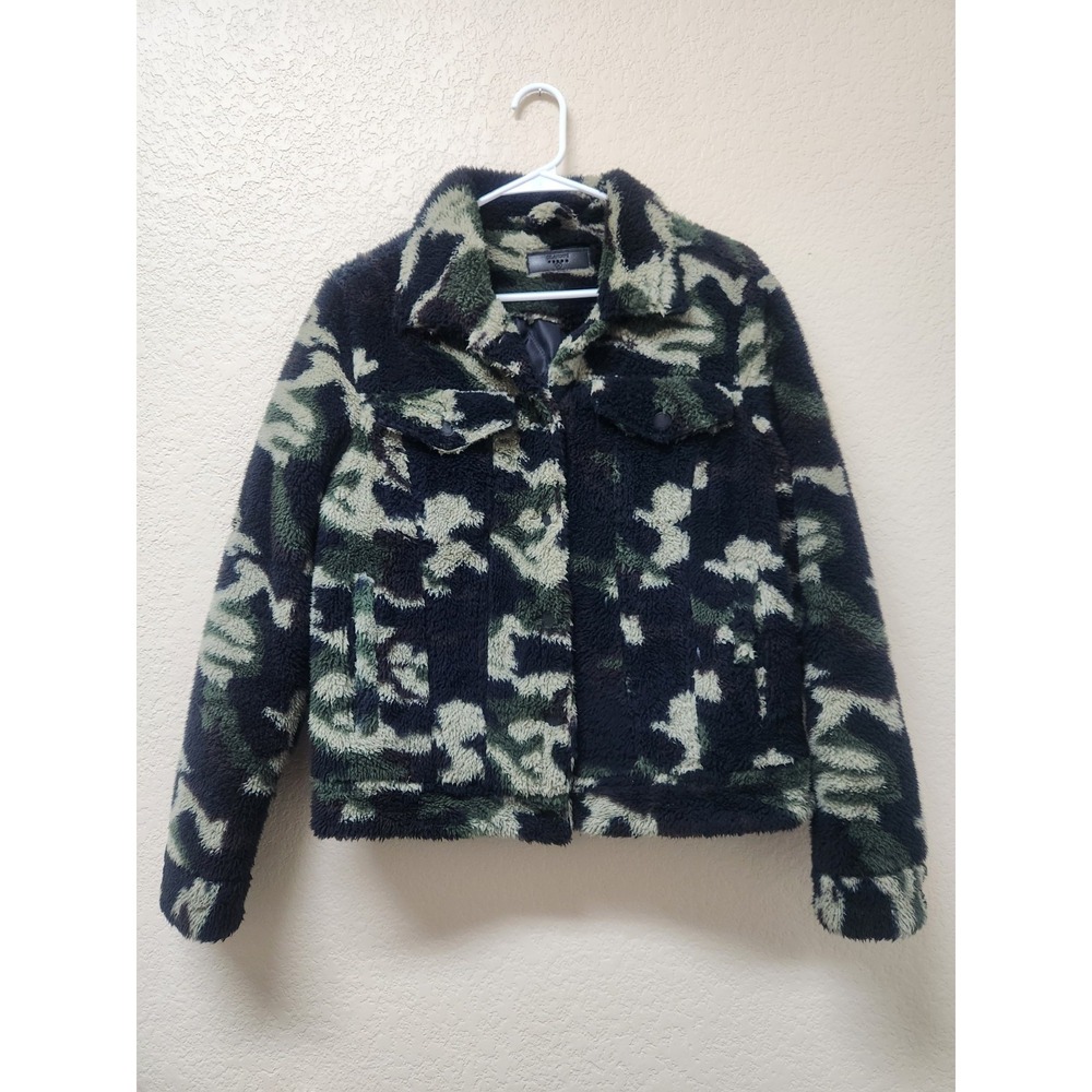 BLANKNYC Camo Sherpa Fleece Teddy Jacket Womens Size Medium M Green Camouflage